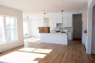 163 Revolution Wy, Portsmouth, RI 02871 - Photo 7
