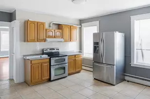 17 Marietta St, Providence, RI 02904 - Photo 9