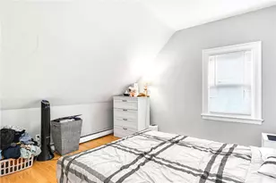 4 Poplar St, Providence, RI 02906 - Photo 11