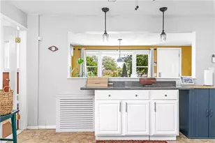 33 Malbone St, Providence, RI 02908 - Photo 13