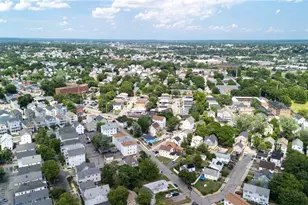 33 Malbone St, Providence, RI 02908 - Photo 35