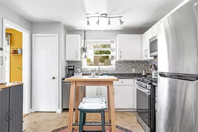 33 Malbone Street, Providence, RI 02908 - Photo 9