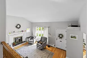 29 Colonial Dr, Lincoln, RI 02865 - Photo 15