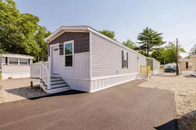1346 Newport Avenue, Attleboro, MA 02703 - Photo 3