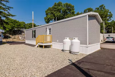 1346 Newport Avenue, Attleboro, MA 02703 - Photo 19