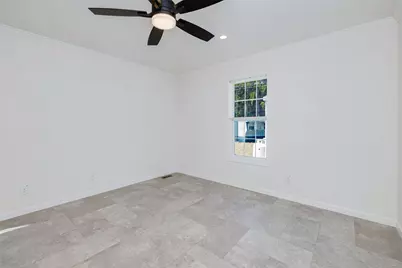 1346 Newport Avenue, Attleboro, MA 02703 - Photo 11