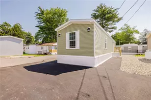 1346 Newport Ave, Attleboro, MA 02703 - Photo 25