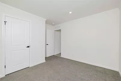 1346 Newport Avenue, Attleboro, MA 02703 - Photo 19