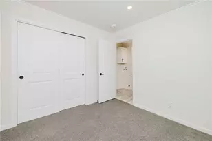 1346 Newport Ave, Attleboro, MA 02703 - Photo 17