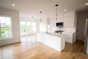 0 Revolution Wy, Middletown, RI 02842 - Photo 9