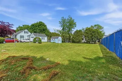 207 Glen Drive, Warwick, RI 02889 - Photo 13