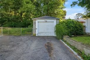 36 Harris Ave, Johnston, RI 02919 - Photo 3