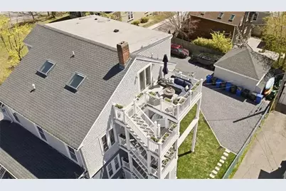 419 Broadway #5, Newport, RI 02840 - Photo 3