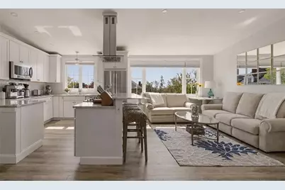 419 Broadway #5, Newport, RI 02840 - Photo 9