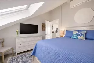 419 Broadway, Newport, RI 02840 - Photo 21