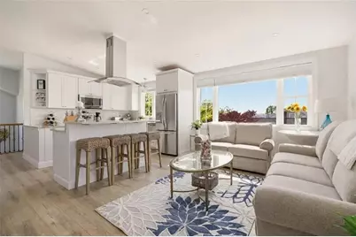 419 Broadway #5, Newport, RI 02840 - Photo 5