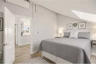 419 Broadway #5, Newport, RI 02840 - Photo 19
