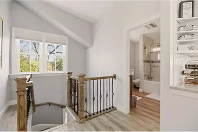419 Broadway #5, Newport, RI 02840 - Photo 13