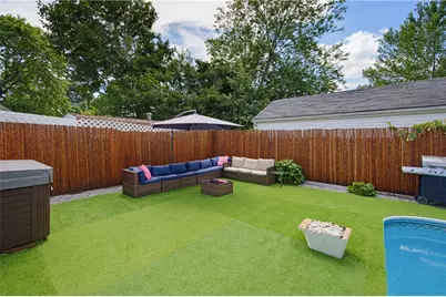 178 Halsey Road, Woonsocket, RI 02895 - Photo 7