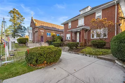 3252 Post Road, Warwick, RI 02886 - Photo 3