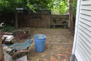 140 Larch St, Providence, RI 02906 - Photo 3