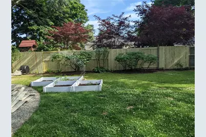 92 Fales Avenue, Barrington, RI 02806 - Photo 23