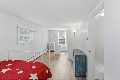 34 Platt Street, Bristol, RI 02809 - Photo 23