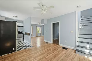 24 Wilson St, Providence, RI 02907 - Photo 7