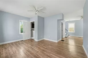 24 Wilson St, Providence, RI 02907 - Photo 3