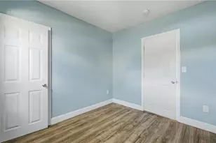24 Wilson St, Providence, RI 02907 - Photo 9