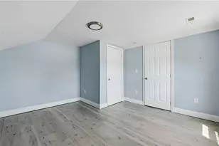 24 Wilson St, Providence, RI 02907 - Photo 11