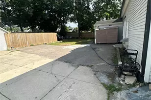 107 Earl St, West Warwick, RI 02893 - Photo 21