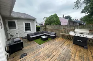 210 Pinecrest Dr, Pawtucket, RI 02861 - Photo 19