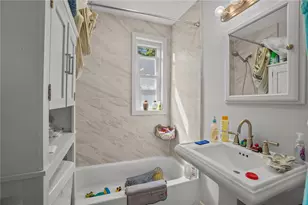 2 Channing Pl, Newport, RI 02840 - Photo 17