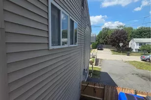 28 Longbow Dr, West Warwick, RI 02893 - Photo 31