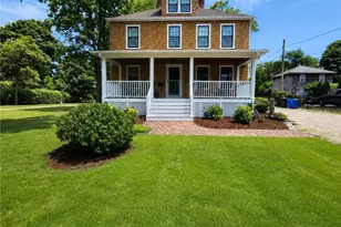 30 Gibson Ave, Narragansett, RI 02882 - Photo 3