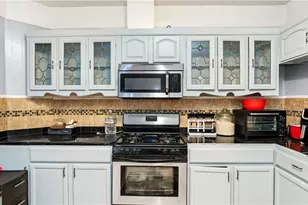 57 Algonquin St, Providence, RI 02907 - Photo 21