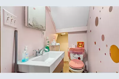 57 Algonquin Street, Providence, RI 02907 - Photo 39