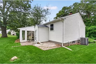 21 Moreland Street, Johnston, RI 02919 - Photo 25