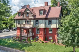 166 Waterman St, Providence, RI 02906 - Photo 1