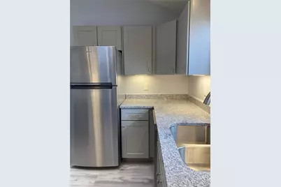 715 Cottage Street, Pawtucket, RI 02861 - Photo 9
