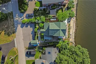 21 Teed Ave, Barrington, RI 02806 - Photo 9