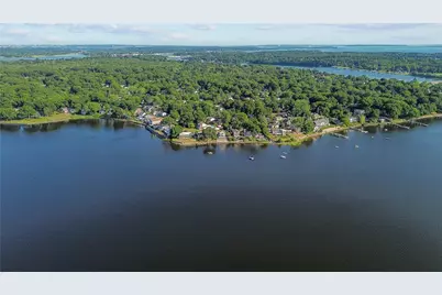 21 Teed Avenue, Barrington, RI 02806 - Photo 15