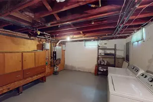 21 Benedict St, Pawtucket, RI 02861 - Photo 29