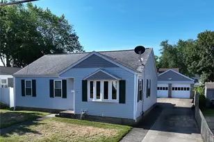 21 Benedict St, Pawtucket, RI 02861 - Photo 41