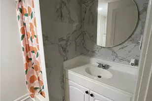 244 Bowen St, Providence, RI 02906 - Photo 17