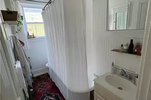244 Bowen St, Providence, RI 02906 - Photo 9