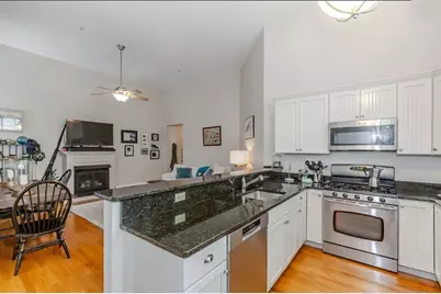 12 Elm Street #2, Newport, RI 02840 - Photo 5