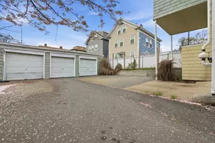 194 Gano St, Providence, RI 02906 - Photo 9