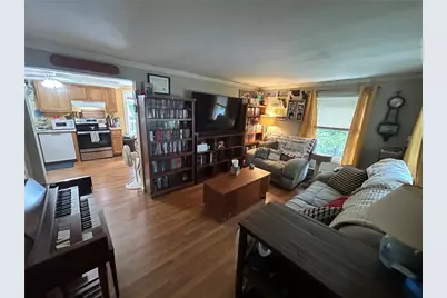 28 Karee Court, South Kingstown, RI 02879 - Photo 9